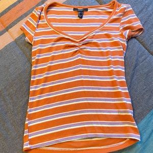 FOREVER 21 FITTED TEE